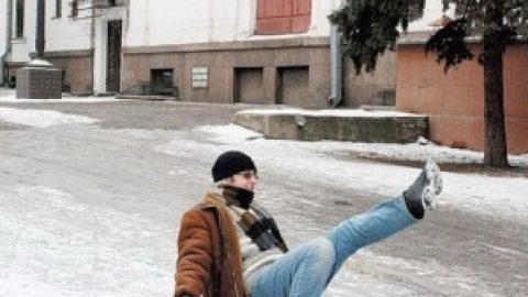 Осторожно гололед! Памятка при получении травмы от РОО «Наш дом на Неве»